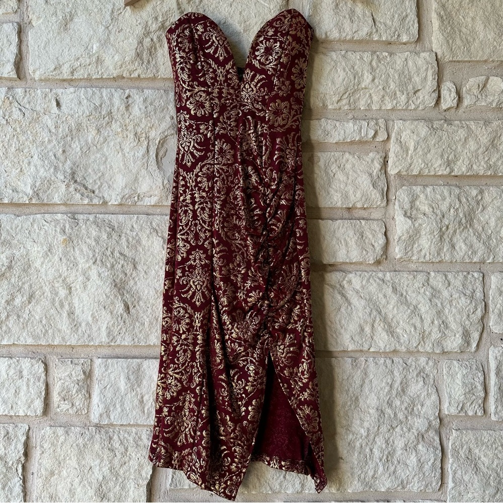 Maude Sweetheart Red Jacquard Midi Dress